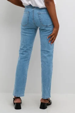 KAvicky Straight><noscript><img width=