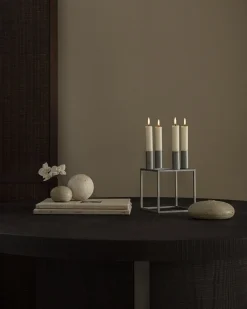 Kubus 4 - Zinc><noscript><img width=