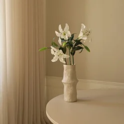 Large Lily Flower><noscript><img width=