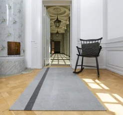 Løber, 130x90 cm, stripe vertical lysegrå/steelgrey>Tica Copenhagen Sale