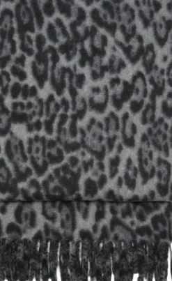 Dame MANGO Leopard scarf with fringes
