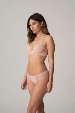 Louie spacer bh><noscript><img width=