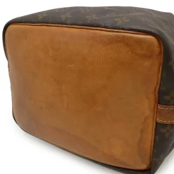 Dame Louis Vuitton Vintage Louis Vuitton Shoulder Bags