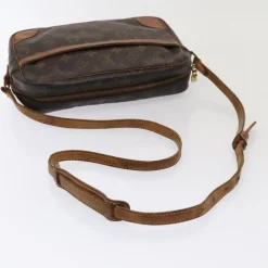 Louis Vuitton Trocadero><noscript><img width=