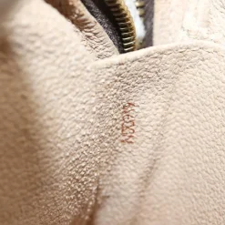 Louis Vuitton Trousse Toilette><noscript><img width=