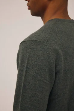 Magasin du Nord Collection Mads 2 - 100% Cashmere Dusty olive melange