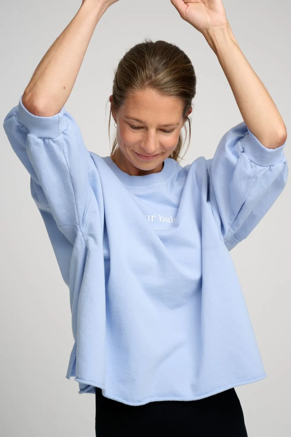 moshi moshi mind mantra sweat Light blue Discount