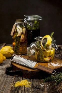 Master rivejern zester fin><noscript><img width=