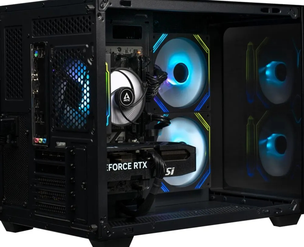 Shark Gaming Max Bite Ultimator 5070 Gaming PC