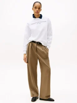 MDRN REG CORP LOGO C-NK SWTSHRT><noscript><img width=