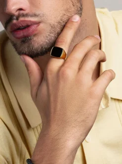 Nialaya Men's Signet Ring with Onyx Gold