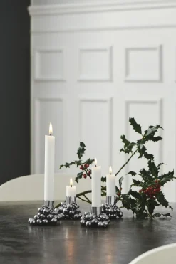 MOLEKYL 4 Chrome><noscript><img width=