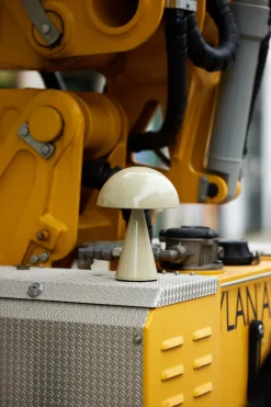 Hübsch Mush Portable Lamp Light Sand