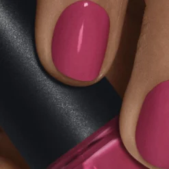 Nilens Jord Nail Polish Fuzzy Fuchsia