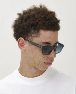 MessyWeekend NEW DYLAN