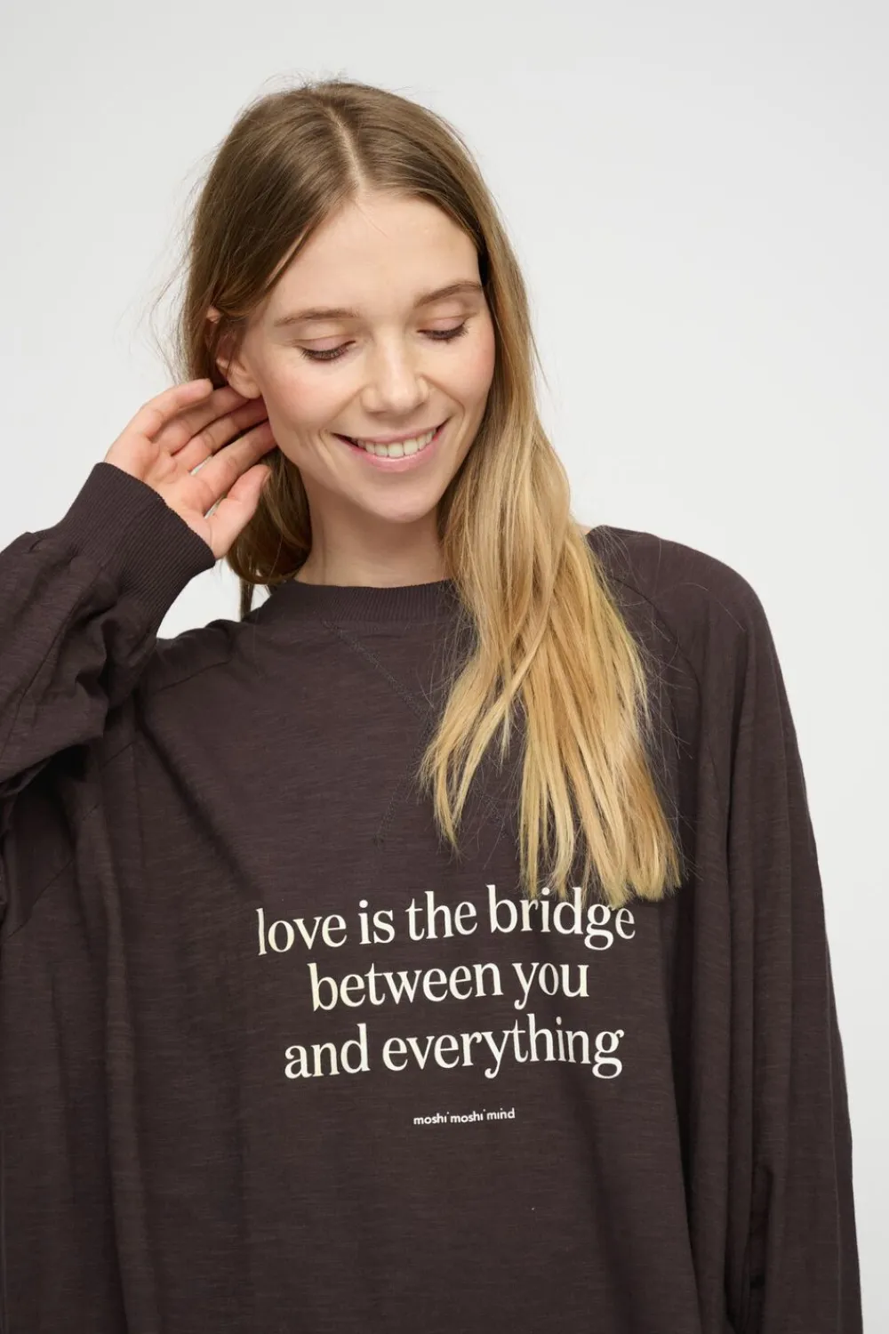 Dame moshi moshi mind november sweat