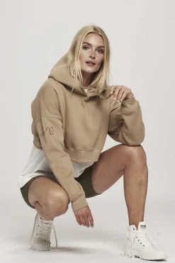 Dame Carite Oversized Crop hættetrøje