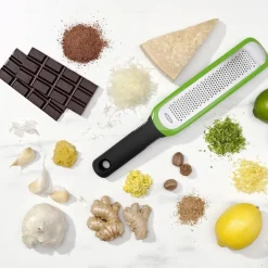 OXO Fint rivejern / Etched Zester Grater