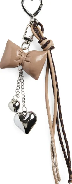 Dame Pieces PCJULIE KEYHANGER BUNDLE D2D