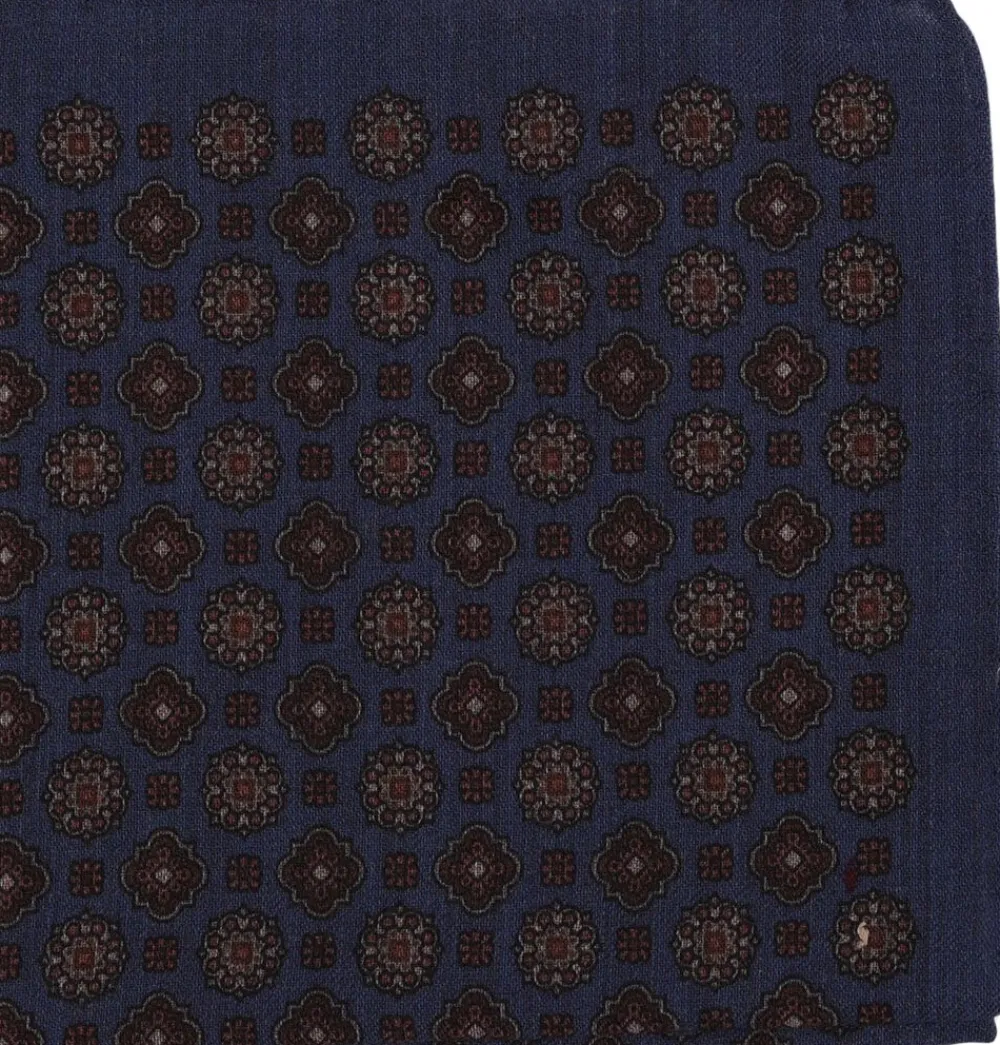 Amanda Christensen Pocket Square 400 blue