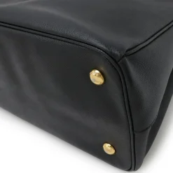 Dame Prada Vintage Prada Galleria Bag