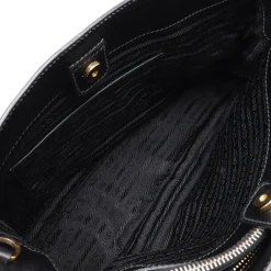 Dame Prada Vintage Prada Galleria Bag