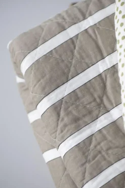 Quilt hvide, sorte og hørfarvede striber>Ib Laursen Online