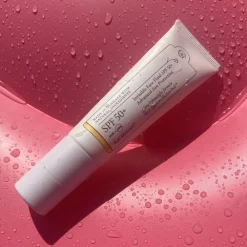 Invisible Face Fluid SPF 50><noscript><img width=