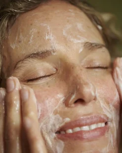 Relevant Renewing Face Wash (Fragrance Free) Clearance