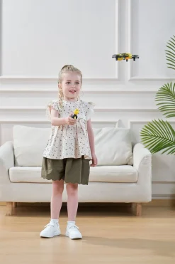 Børn Legetøj REVOLT Follow me Bee RC