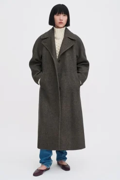 rey flats><noscript><img width=