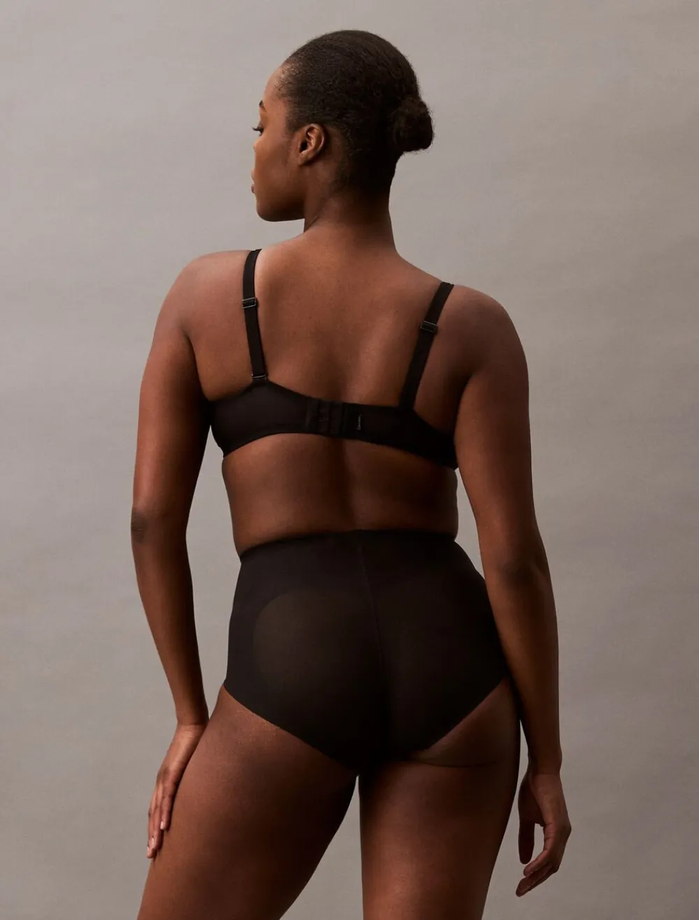 Dame Calvin Klein SCULPTED FIRM MESH BRIEF