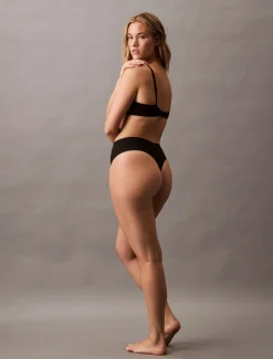 Calvin Klein SCULPTED FIRM MESH THONG Black Online