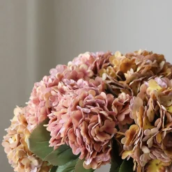 Botané Seasonal Hydrangea Bouquet