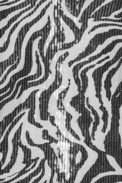 SEQUINS V-NECK TOP><noscript><img width=