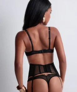 SERRE TAILLE VI><noscript><img width=