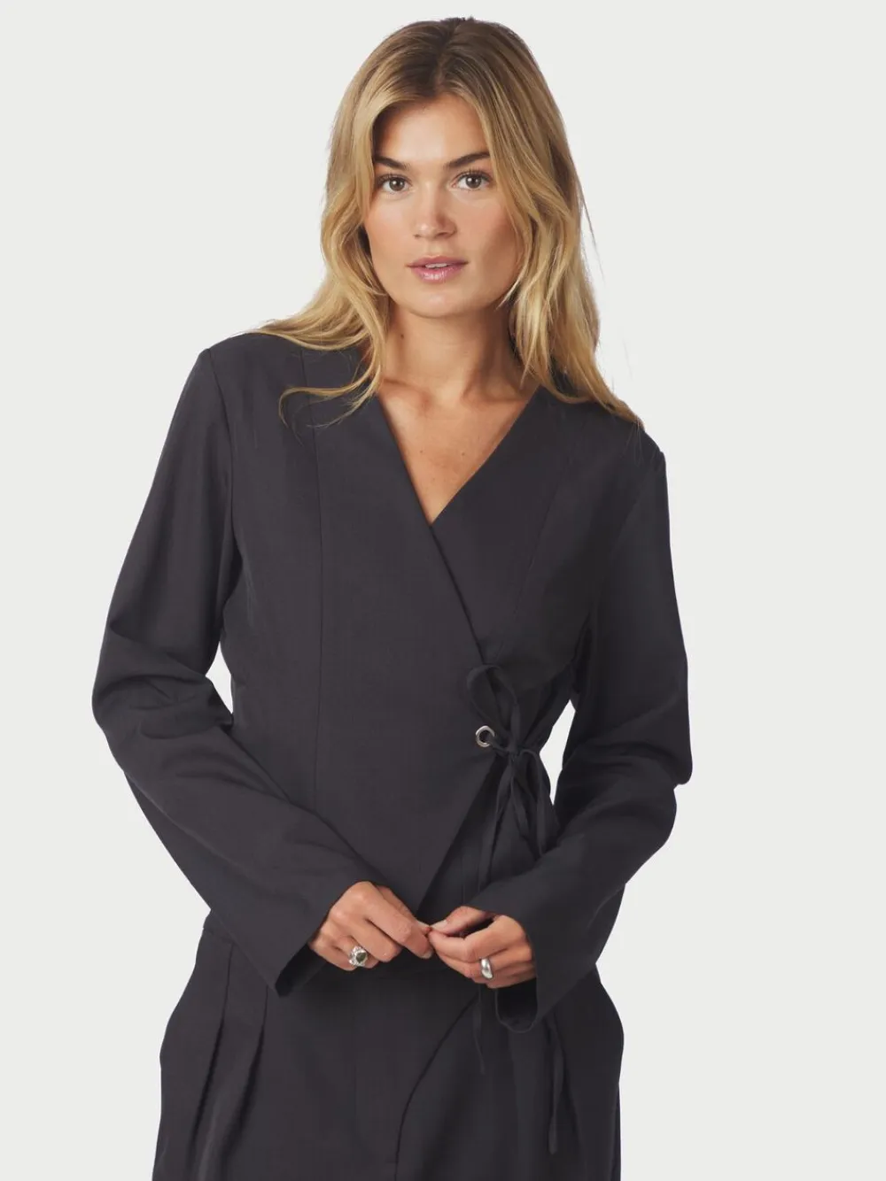 Neo Noir Simmi Eyelet Blouse Dark grey Outlet