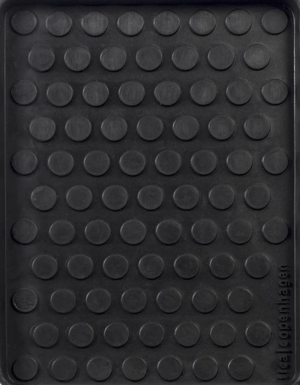 Tica Copenhagen Skobakke i gummi 28x38 cm.