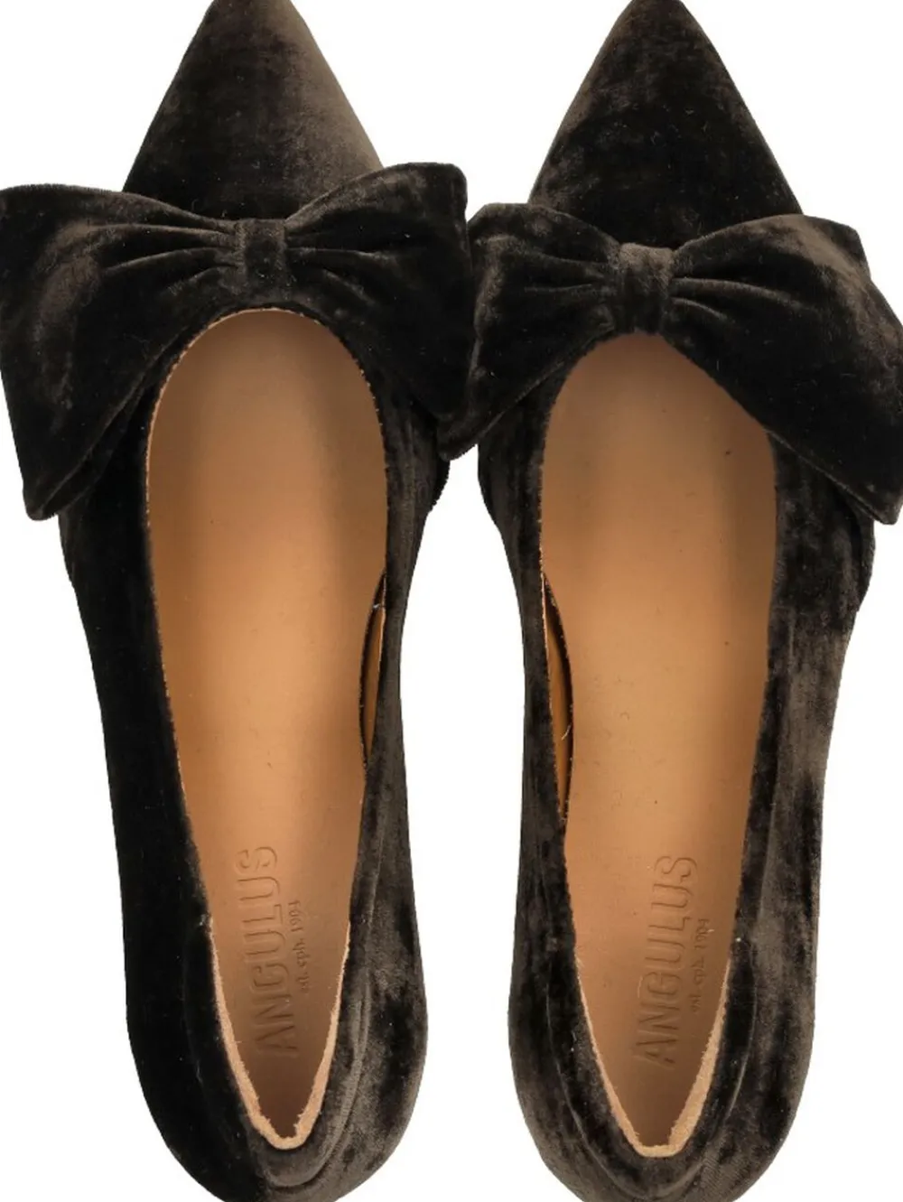 Sløjfe pump i blød velour>ANGULUS Discount