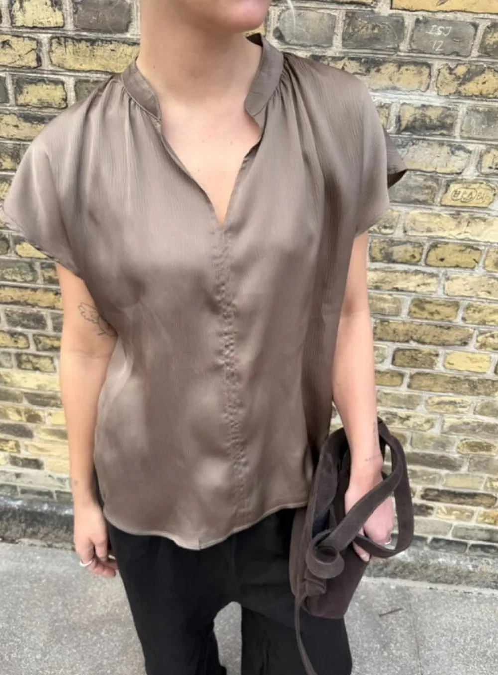 Soaked in Luxury SLParis Top Walnut Sale