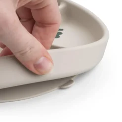 Done by Deer Stick&Stay inddelt tallerken Tiny farm Sand