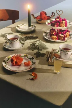 Royal Copenhagen Stjerne Riflet Jul 22 cm. tallerken Best