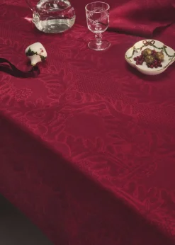 Royal Copenhagen Stjerne Riflet Jul dug, rød, 145 x 270 cm