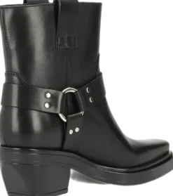 STORM><noscript><img width=