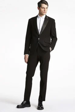 Stretch tuxedosuit><noscript><img width=
