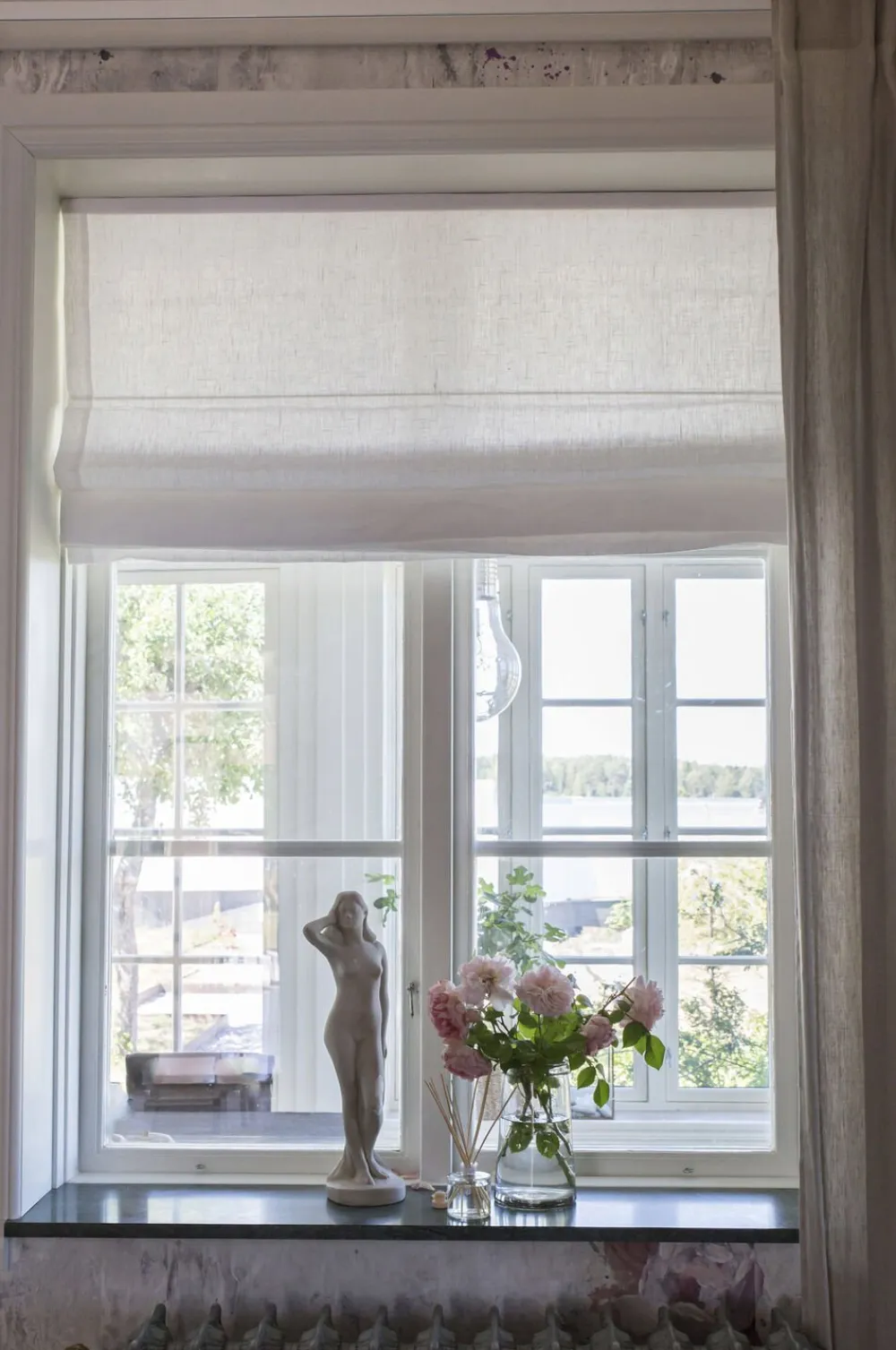 Himla Sunday ROMAN BLIND Chalk Discount