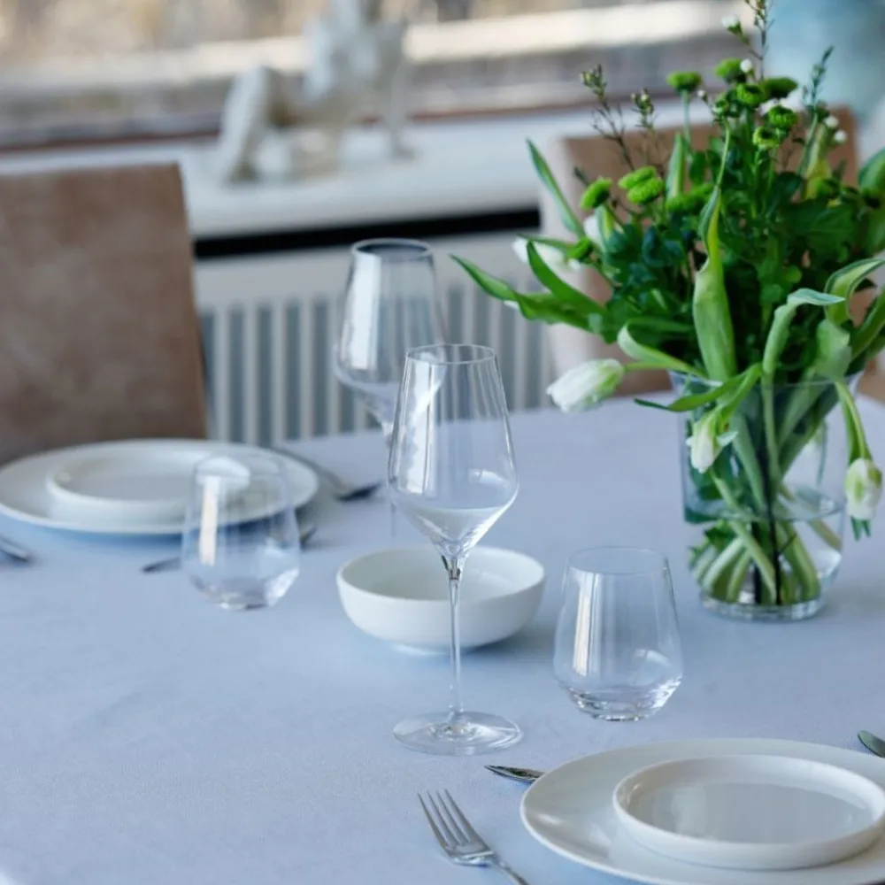 Table cloth>Ilse Jacobsen Home Sale