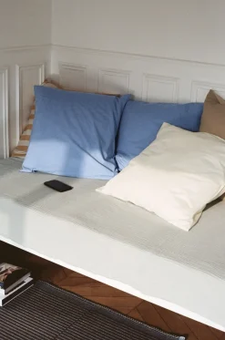 Hay Tapis Mat-60 x 95-Chestnut and blue