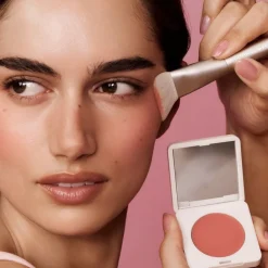 SUMMER FRIDAYS The Blush Brush - Blushpensel New