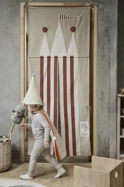 Børn OYOY MINI Theo Kæphest